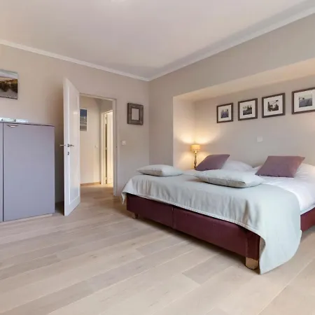 Elegant In With Sauna * De Panne