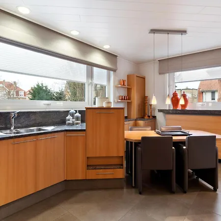 Beachfront With Sauna * デ パンネ