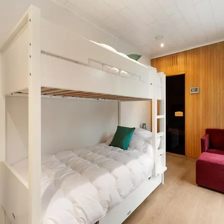 別荘 Beachfront With Sauna *