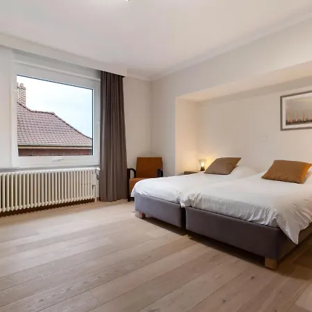 Vakantiehuis Elegant In With Sauna *